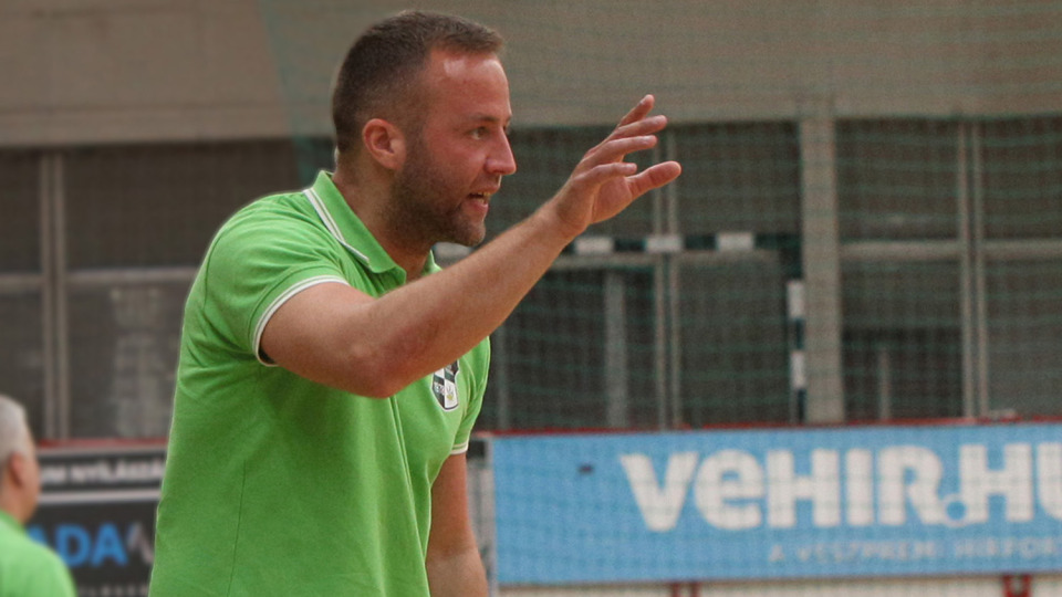 Tánczos Tibor irányítja a következő szezonban az Aramist