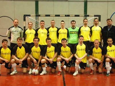 Szuperinfó-Vác FSE 2010-2011