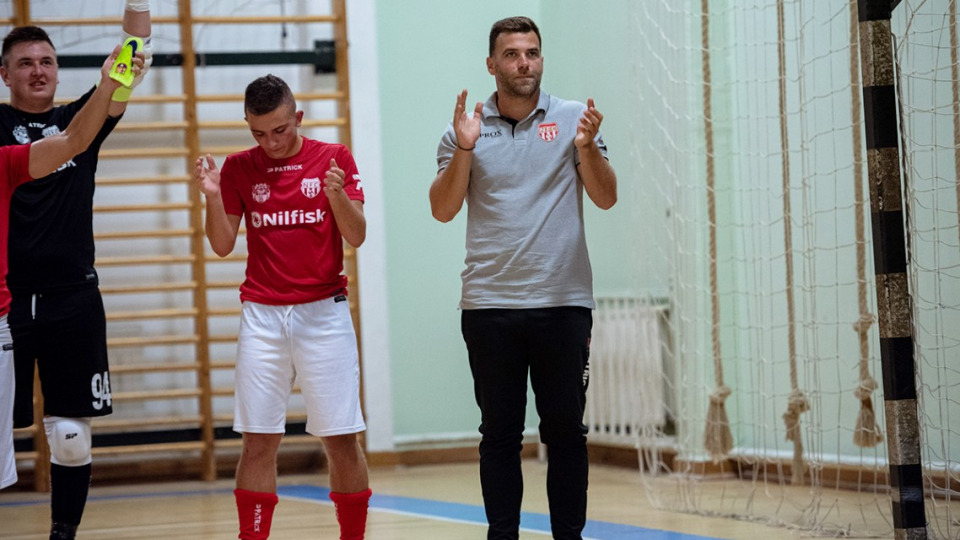 Két pótlás után hat bajnokival folytatják nyugaton