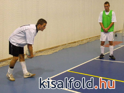 Rajtol a megyei futsalbajnokság Győrben
