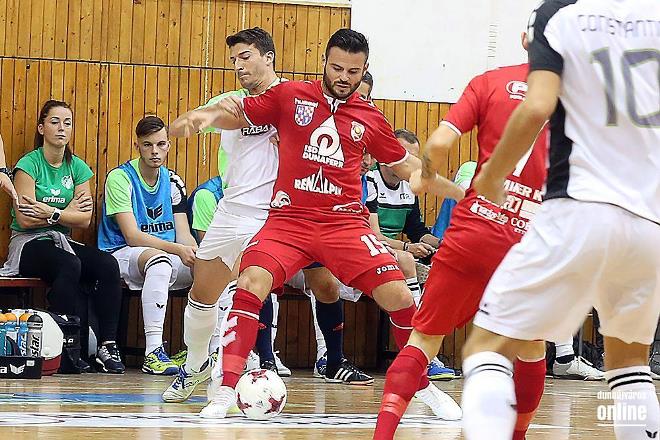 Bravúros pontszerzés a bajnok ellen