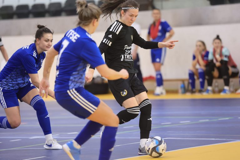 Döntetlen a veretlenek találkozóján