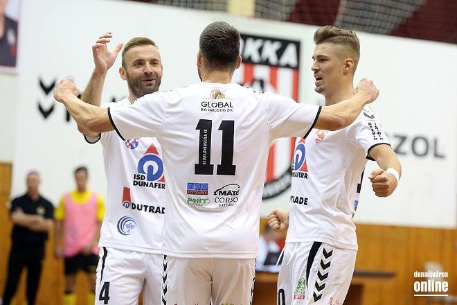Magabiztos dunaújvárosi előny a kupában