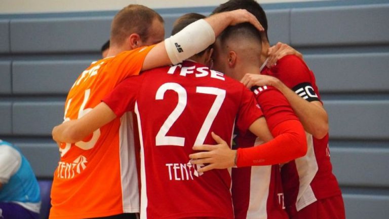 Remeklő TF, mindent elpuskázó Újpest!