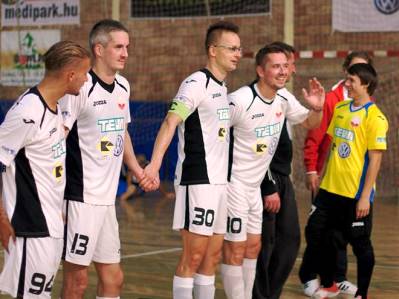 Sztárklubban folytatja Szijjártó Péter