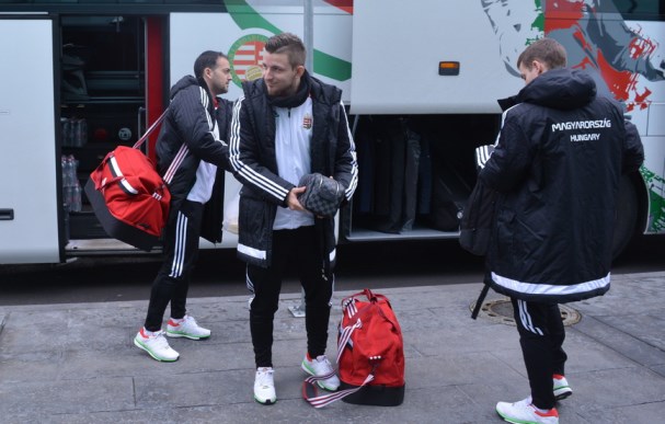 Megérkezett Belgrádba a futsalválogatott