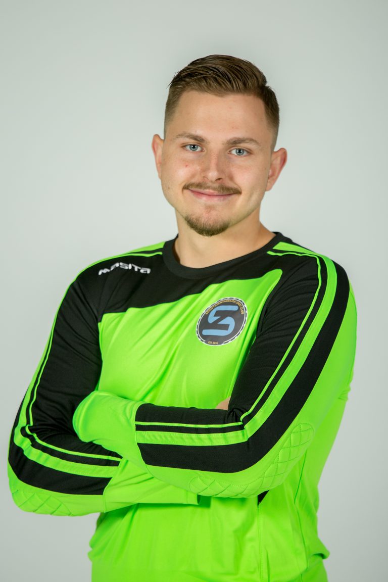 KLCSÓ GÁBOR