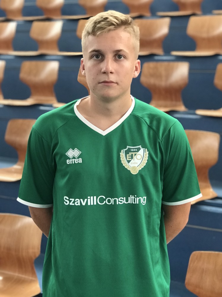 Szücs Ádám
