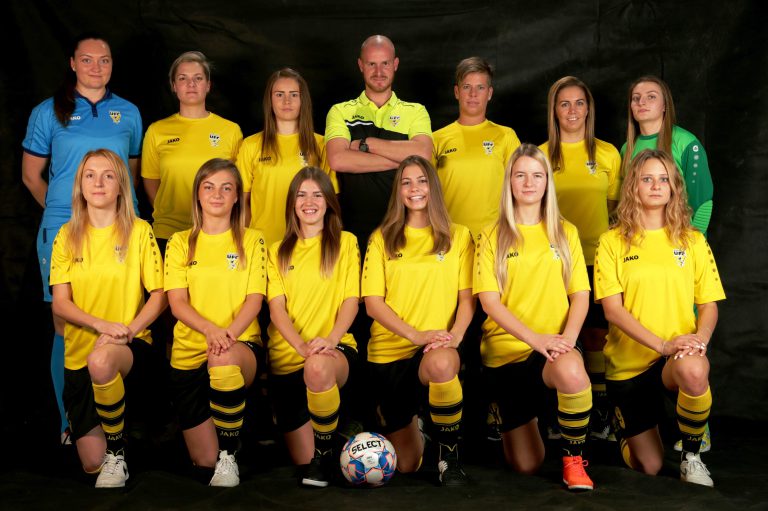 AGENTA GIRLS SZEKSZÁRD FC