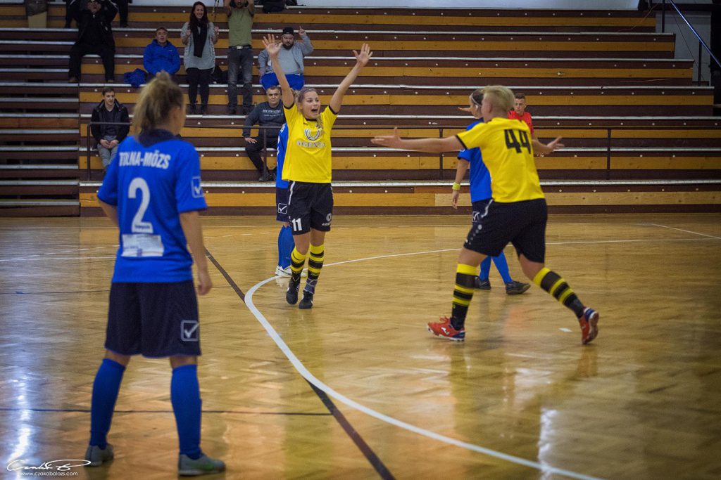 Czakó Balázs fotói a tolnai derbyről