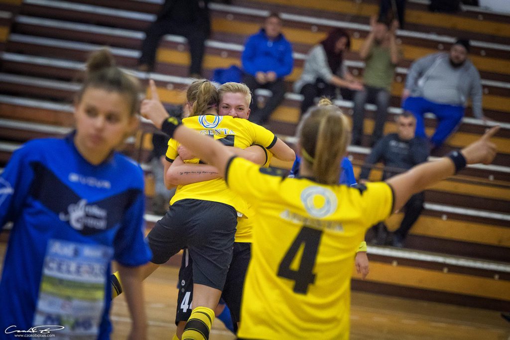 Czakó Balázs fotói a tolnai derbyről
