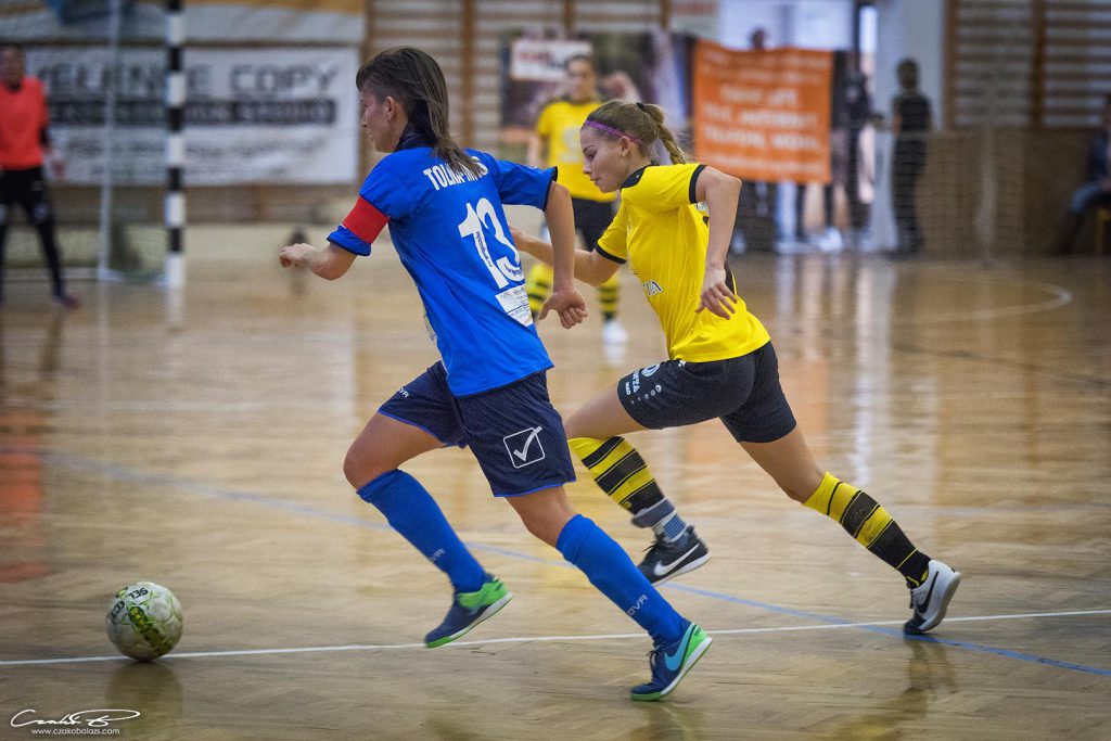 Czakó Balázs fotói a tolnai derbyről
