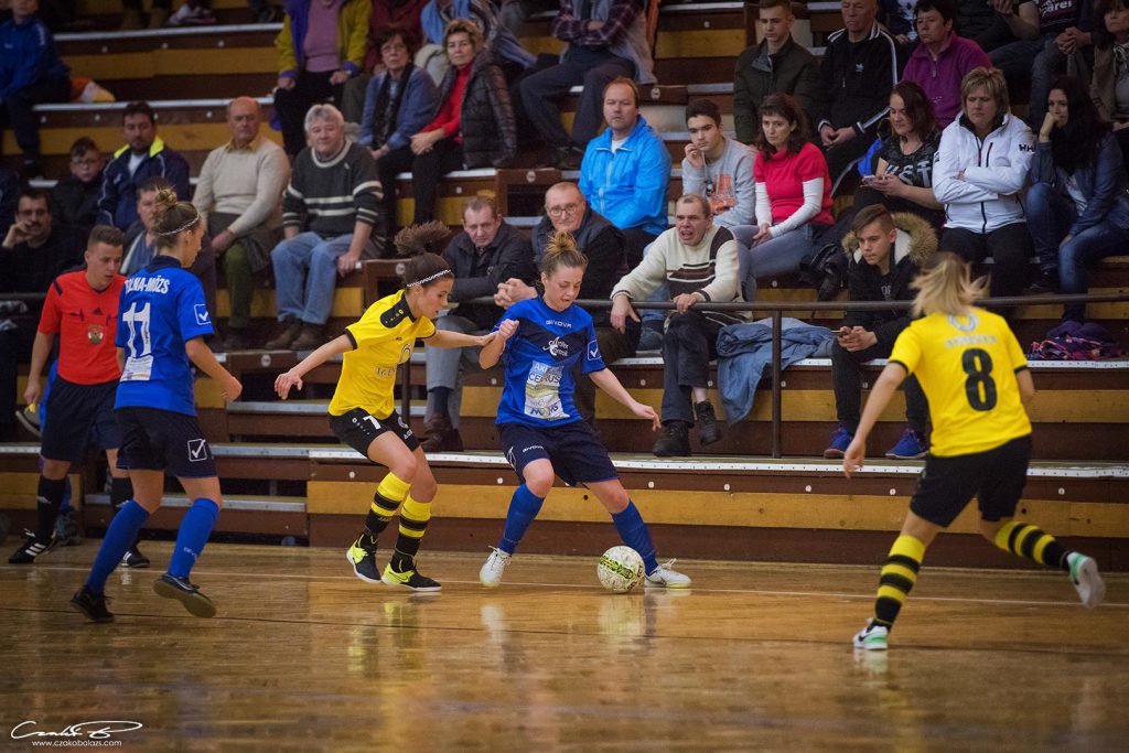 Czakó Balázs fotói a tolnai derbyről