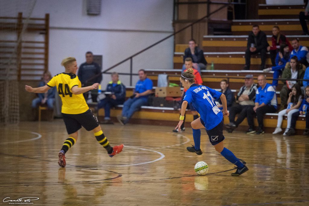 Czakó Balázs fotói a tolnai derbyről