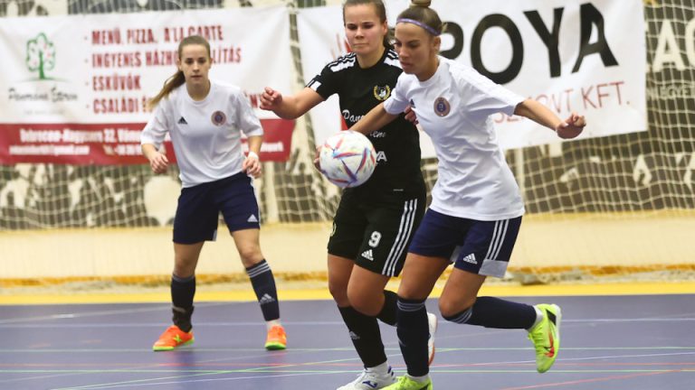 Egyetemi döntő a hölgyeknél