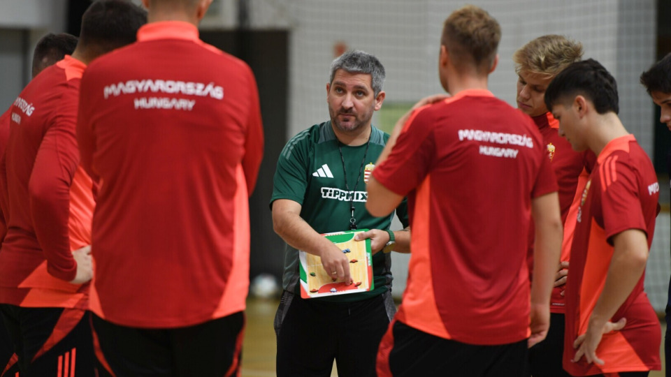 Jövő hétvégén összetartáson a válogatott!