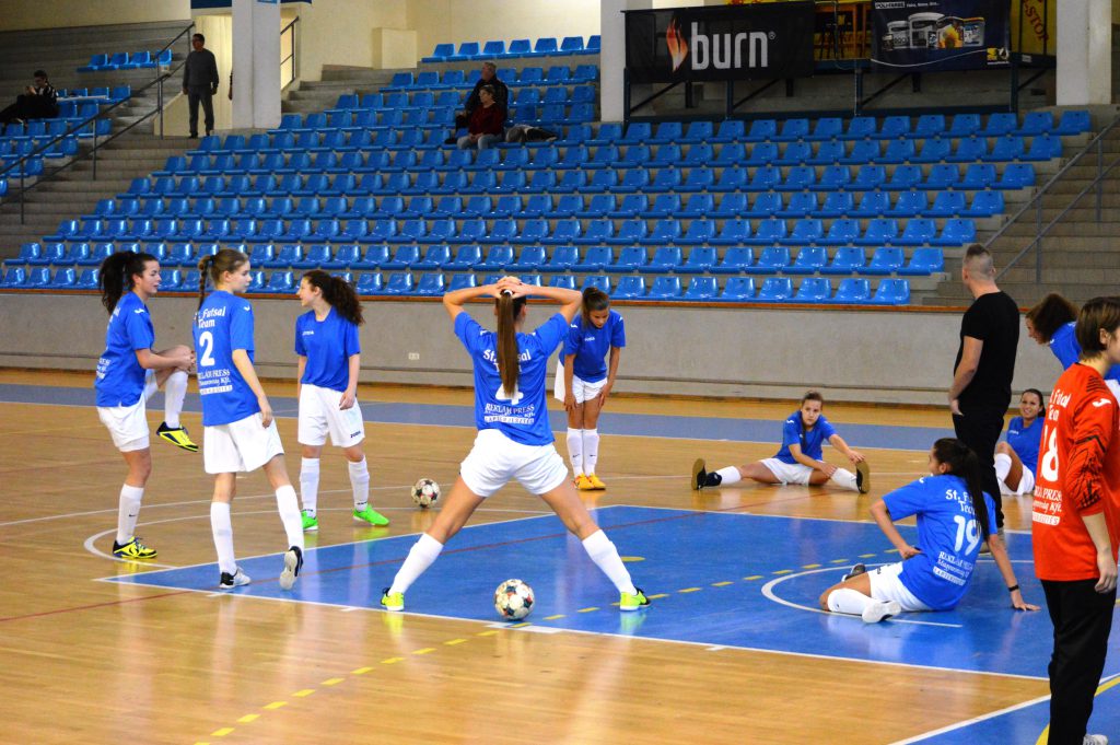 Reklám Press-Skorpió	–	Astra – Bulls 0-9