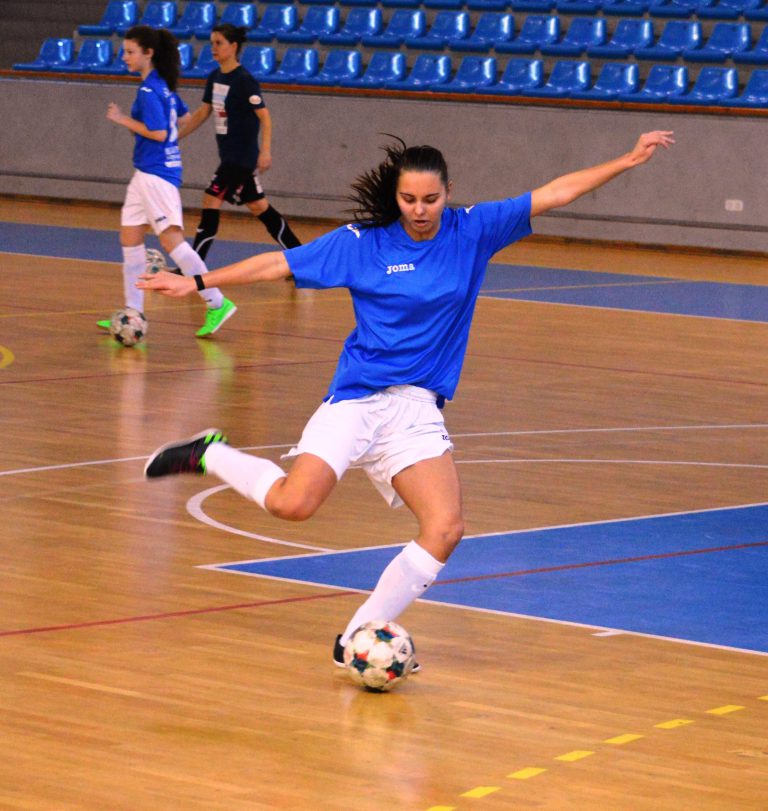 Reklám Press-Skorpió	–	Astra – Bulls 0-9
