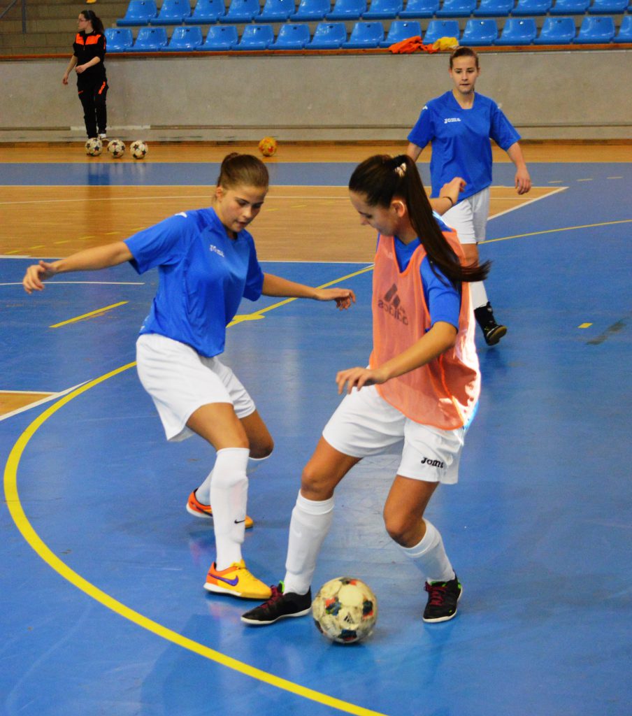 Reklám Press-Skorpió	–	Astra – Bulls 0-9