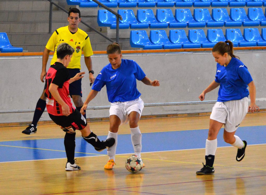 Reklám Press-Skorpió	–	Astra – Bulls 0-9