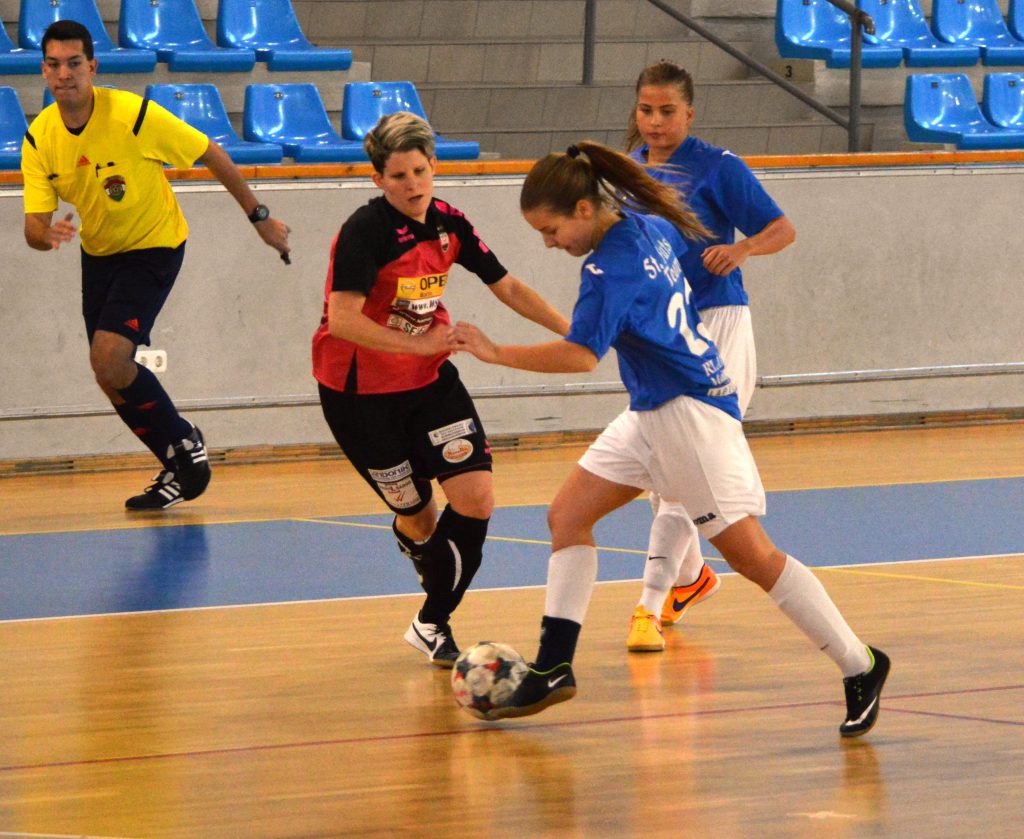 Reklám Press-Skorpió	–	Astra – Bulls 0-9