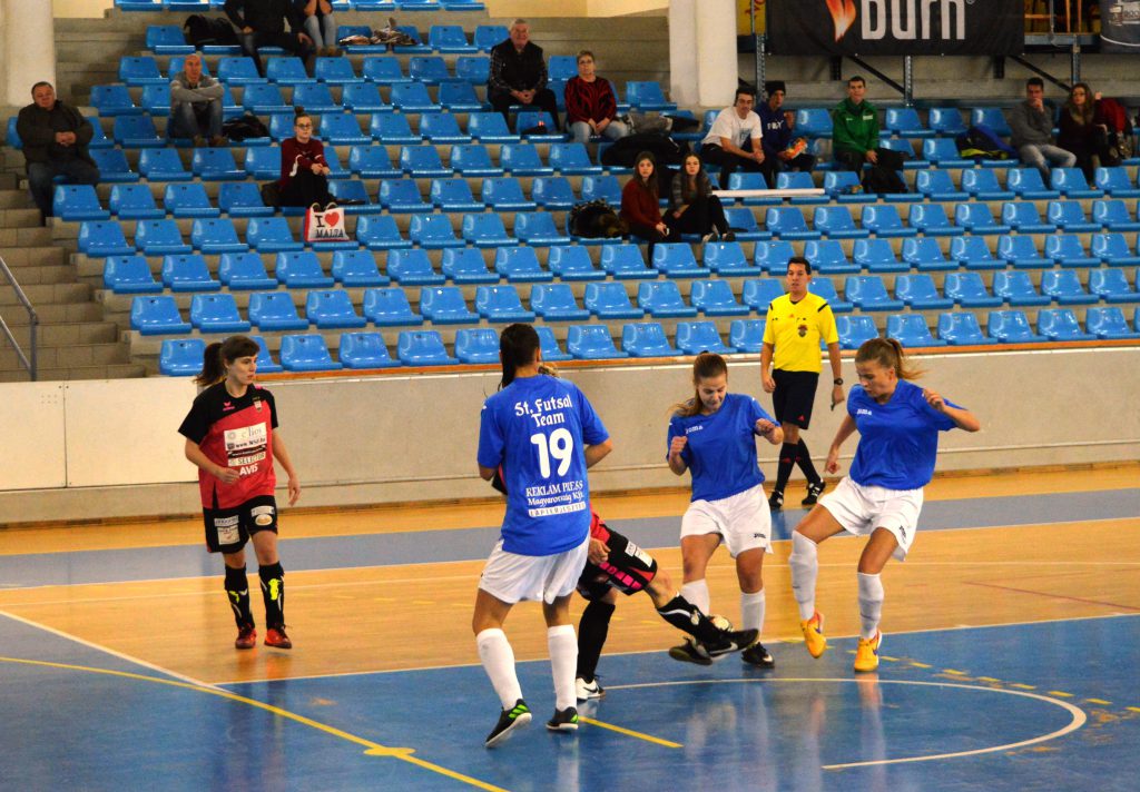Reklám Press-Skorpió	–	Astra – Bulls 0-9