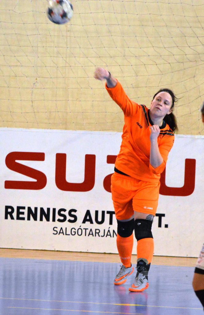 Reklám Press-Skorpió	–	Astra – Bulls 0-9