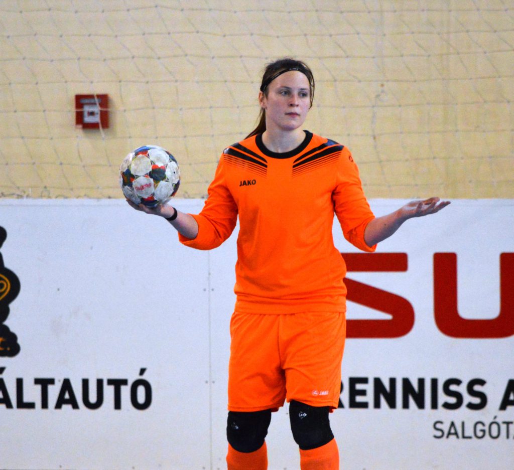 Reklám Press-Skorpió	–	Astra – Bulls 0-9