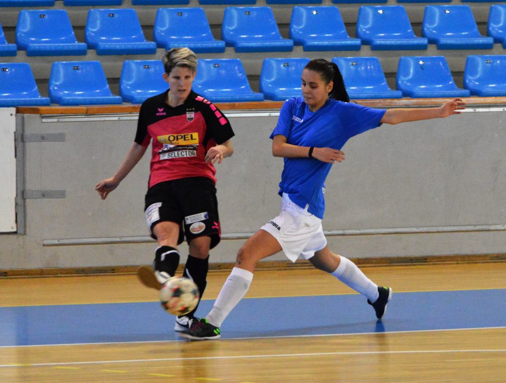 Reklám Press-Skorpió	–	Astra – Bulls 0-9