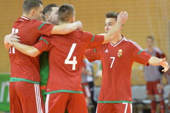 Helytállt az idősebbek között az U17-es futsalválogatott