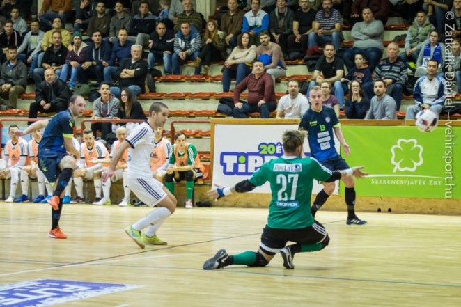 Tízgólos döntetlen Veszprémben