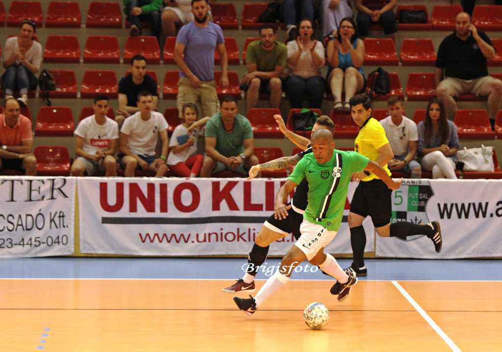 Aramis – Haladás 10-6 Fotógaléria