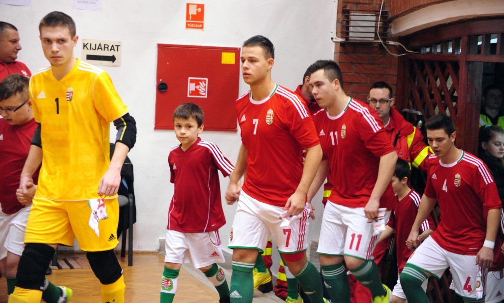 Magyarország – Románia 8-4
