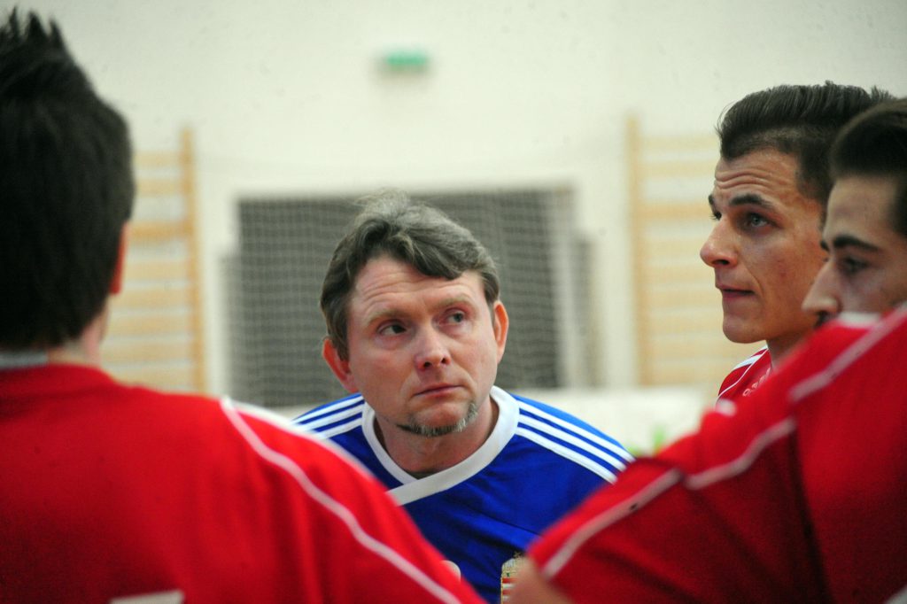 Férfi Kelet – Nyugat válogatott 2-4 MK Gála
