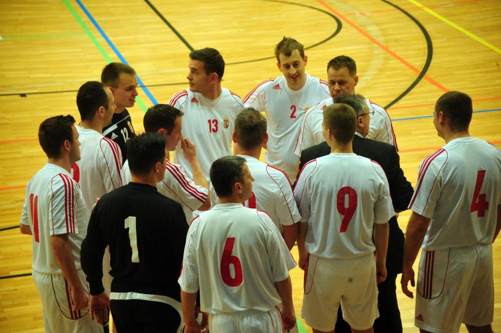Futsal Edzők – Játékvezetők 8-5 MK Gála