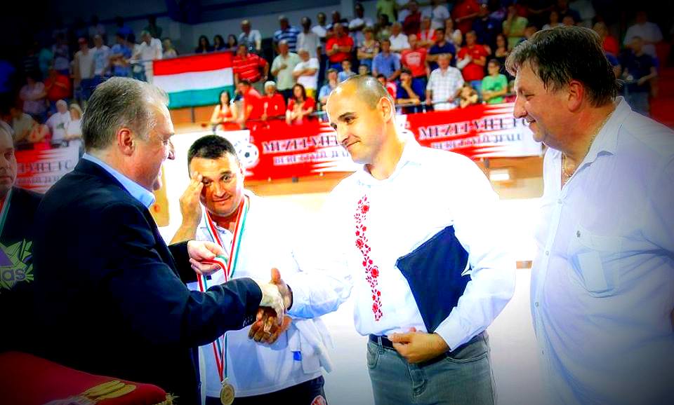 turzo-kozma-montirozva.jpg