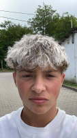 CSAPÓ ANDRÁS BENCE