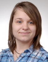 GOMBKÖTŐ NIKOLETT