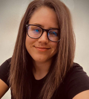 SZABÓ ALEXANDRA
