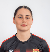 CZINEGE ESZTER
