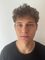 KOVÁCSICS RICHÁRD