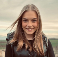 MOLNÁR  ORSOLYA