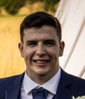 TÁPI TAMÁS