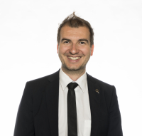 HUSZÁR VIKTOR