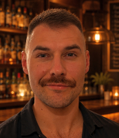 HÉJA DÁVID