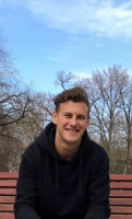 MOLNÁR DÁNIEL