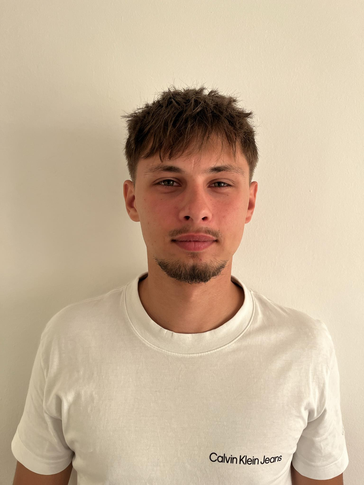 MOLNÁR DÁVID