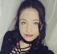 LÁSZLÓ BERNADETT