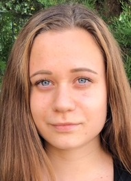 KAJTÁR ESZTER