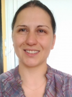 TÓTH TAMARA